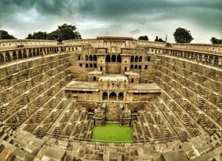 चाँद बावड़ी – आभानेरी की मनमोहक कहानी चाँद बावड़ी - आभानेरी - राजस्थान