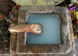 ११ विशेष मंदिर प्रसाद जो खाए बिना आप नहीं रह सकते पाषण पात्रों में चरणामृत -ओडिशा के मंदिरों में