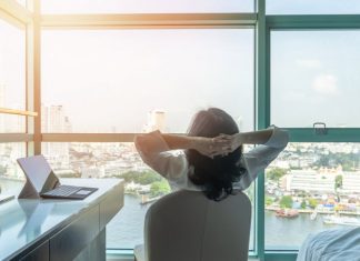 एक सुविधा संपन्न व्यवसायिक (Luxury Business) होटल से १० महत्वपूर्ण अपेक्षाएँ