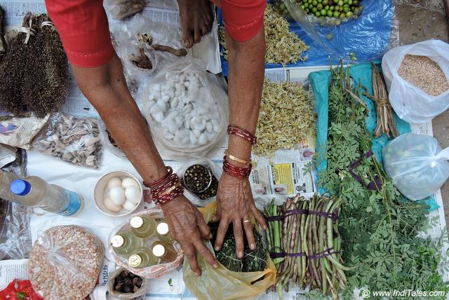 जड़ी बूटियाँ - म्हापसा बाज़ार 