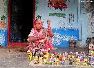 रघुराजपुर का पट्टचित्र शिल्पग्राम – पुरी, ओडिशा रघुराजपुर गाँव के कलाकार