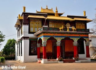 मैनपाट पर्वत छत्तीसगढ़ का तिब्बत ताप्को बौद्ध मठ - मैनपाट छत्तीसगढ़