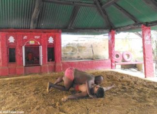 वाराणसी के तुलसी अखाड़े के पहलवानों की दिनचर्या तुलसी अखाड़े की कुश्ती