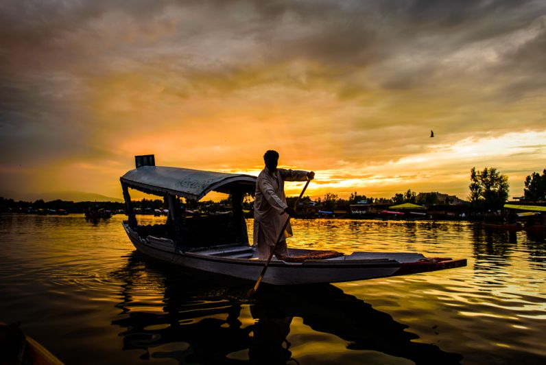 Srinagar Dal Lake Shikara