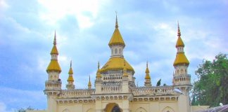 Spanish Mosque or Begumpet Mosque, Hyderabad