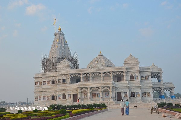 A new white marble temple of Radha Krishna being built at Braj Bhoomi