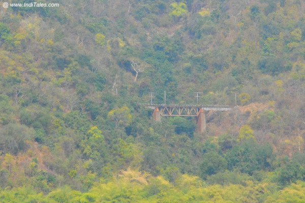 Valley of Anathgiri hills en route to Araku Valley by train