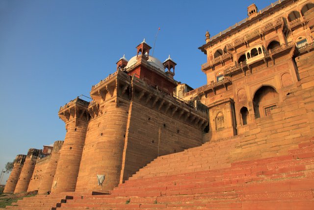 Close-up view of Ramnagar fort