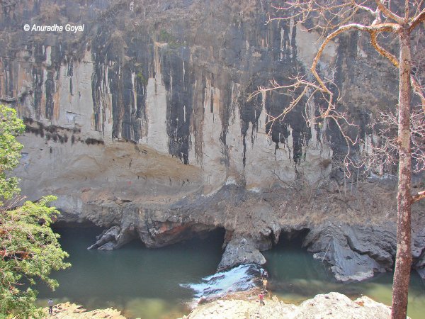 Kaneri river by the Syntheri Rock, Dandeli