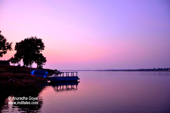 Scenic Sunset at Denwa River Backwaters, Satpura