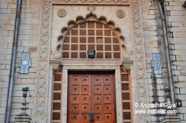 Carvings on the door structure