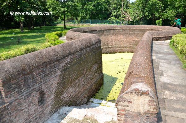 Helican Step Well