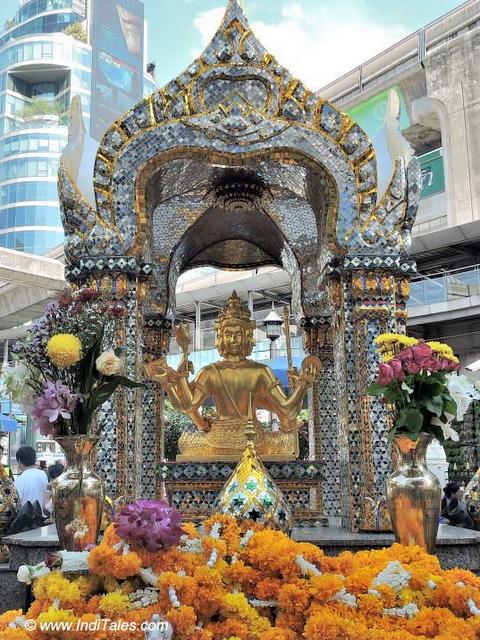 Erawan Shrine, Ratchaprasong