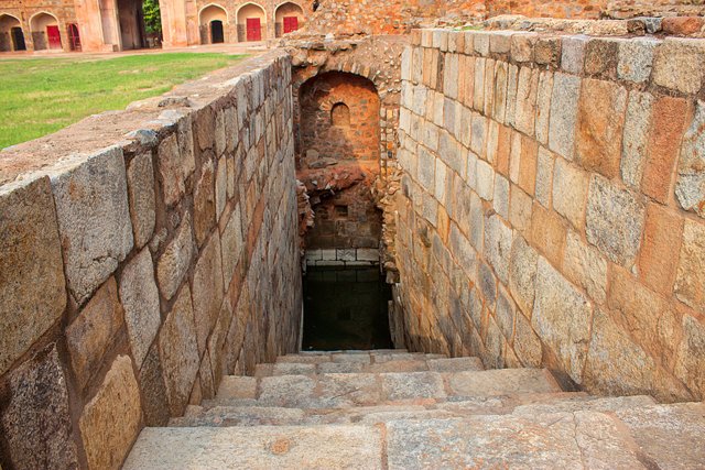 Arab Sarai Baoli, Humayun Tomb complex