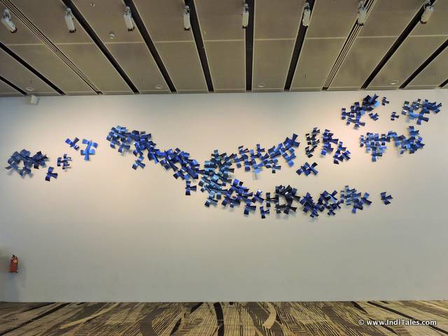 Birds of Flight Sculpture, Changi Airport, Singapore