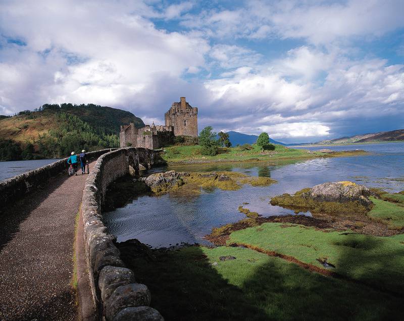 Eilean Donan Castle, Image source - VisitBritain Tourism