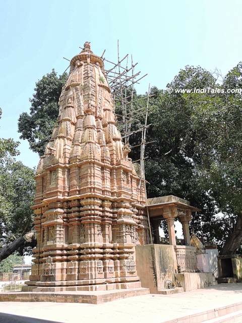 Kardameshwar Temple