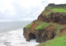 Water cave at the bottom of Ratnadurg Fort