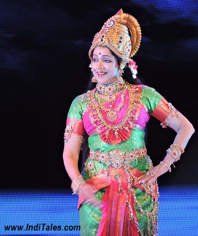 Hema Malini performing at Amaravati Global Music Festival 