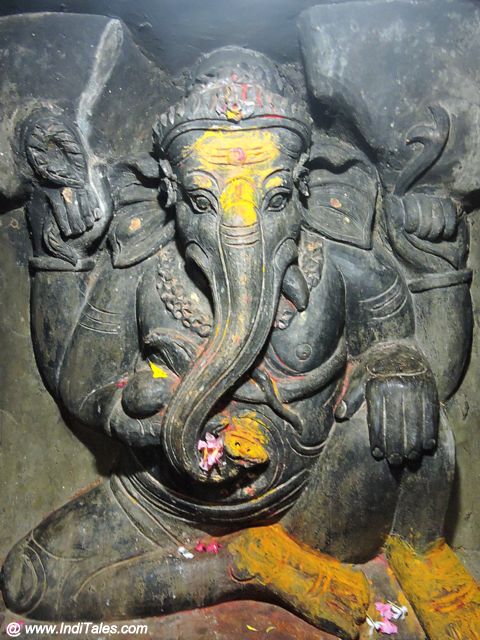 Sitting Ganesha