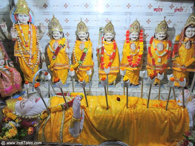 Bhishma on Bed of Arrows - Bhishma Kund at Kurukshetra