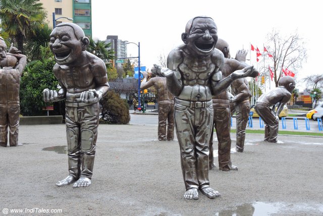 A-MAZE-ING Laughter Sculpture - Vancouver Modern Art