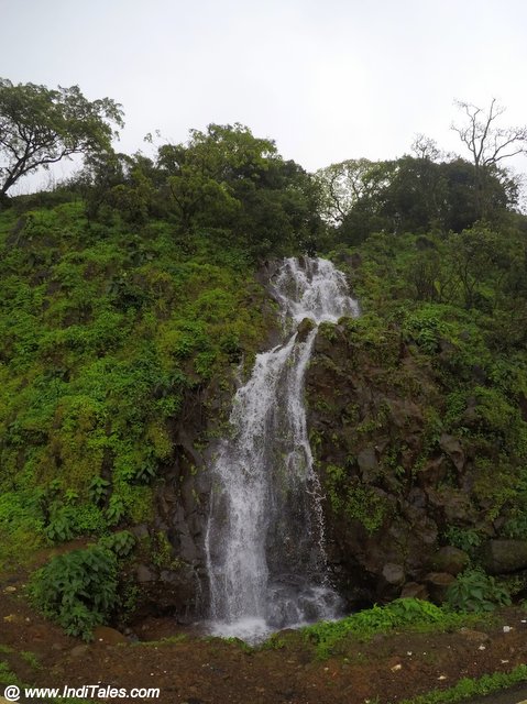 Seasonal waterfalls off the Chorla Ghats