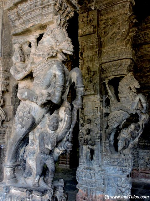 Stone Carved Horses at 100 Pillar Hall of Varadharaja Perumal Temple at Kanchipuram