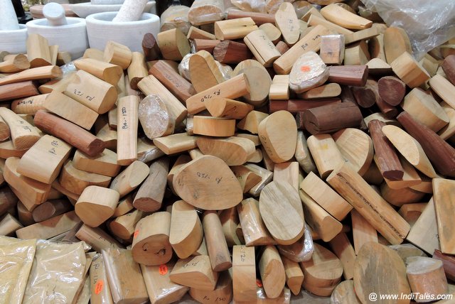 Pile of small sandalwood pieces