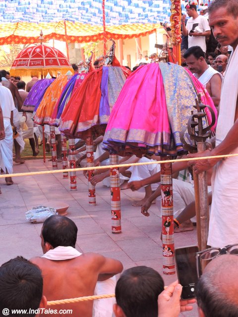 तरंग - शीर्षा रन्नी उत्सव की साक्षी 