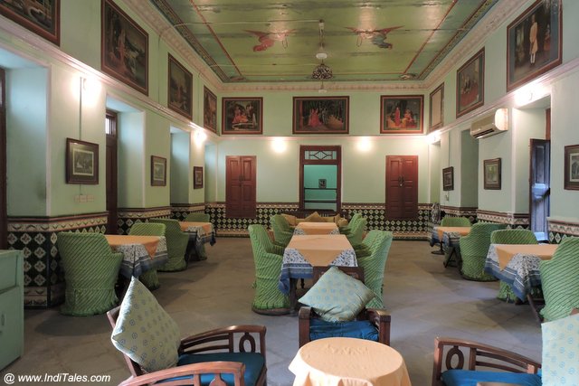 Dining Hall at Piramal Haveli