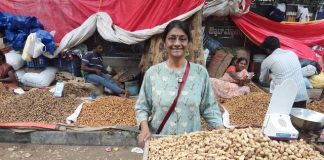 Anuradha Goyal at the Kadlekai Parishe festival