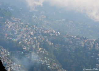 Landscape view of the Darjeeling town