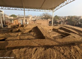 Mound 3 excavation at Rakhigarhi