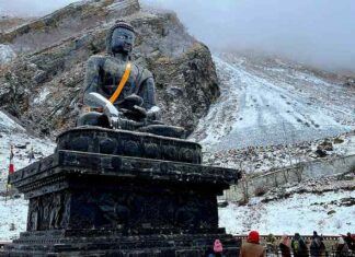 Muktinath landscape view - Annapurna Circuit trek, Nepal