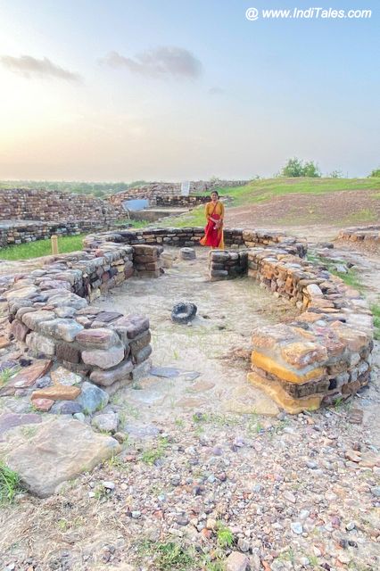 Bhoonga style circular housing at Dholavira