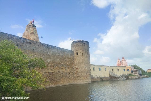 Narayan Sarovar