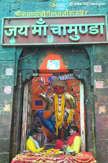 Chamunda or Chhoti Mataji at Dewas Tekri